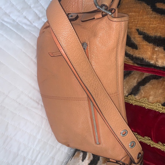 Coach pebbled leather camel tone bag - Picture 9 of 15
